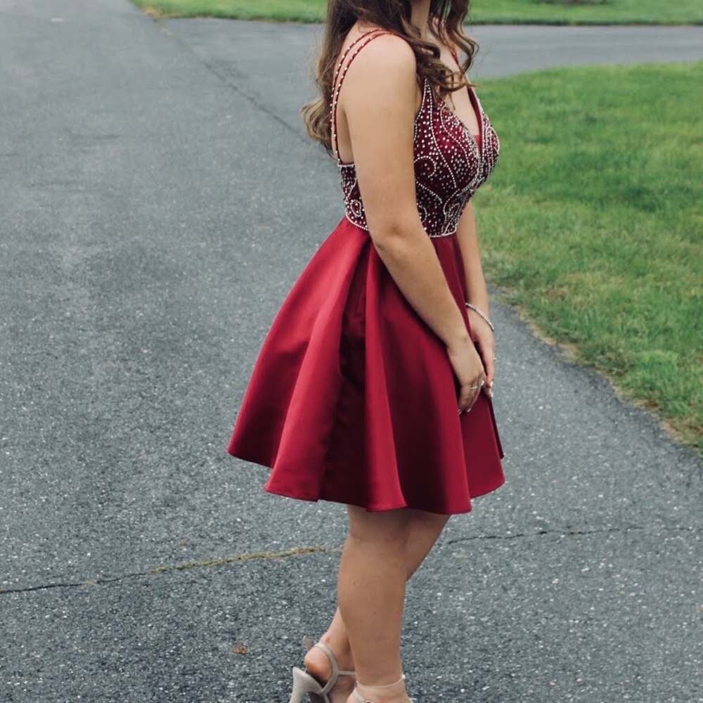 burgundy/red colored short homecoming dress